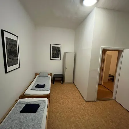 Big Apartmans In The Center 아파트 브르노